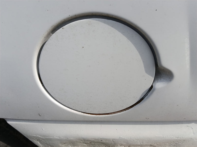 2003 Chevrolet Tahoe Fuel Filler Gas Door Lid