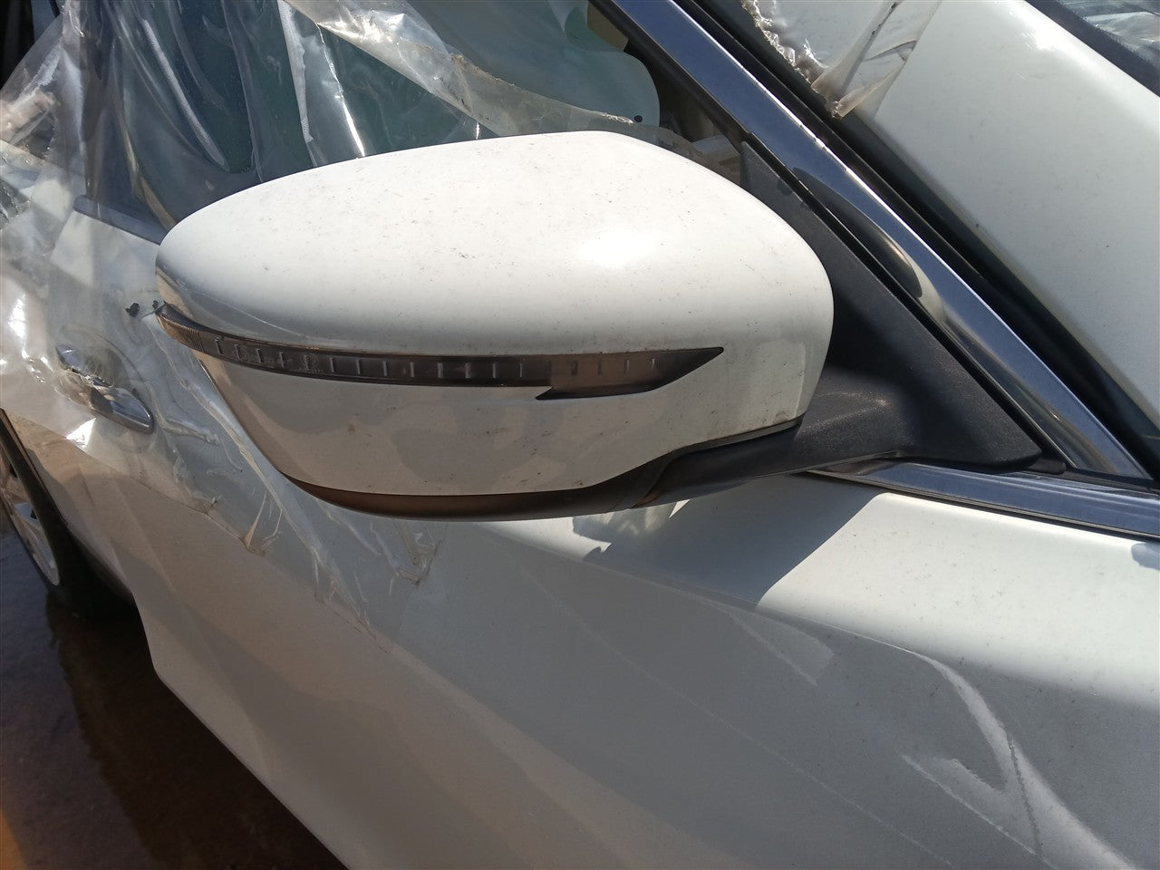 2014 thru 2020 Nissan Rogue Right Passenger Side View Door Mirror power heated without camera R