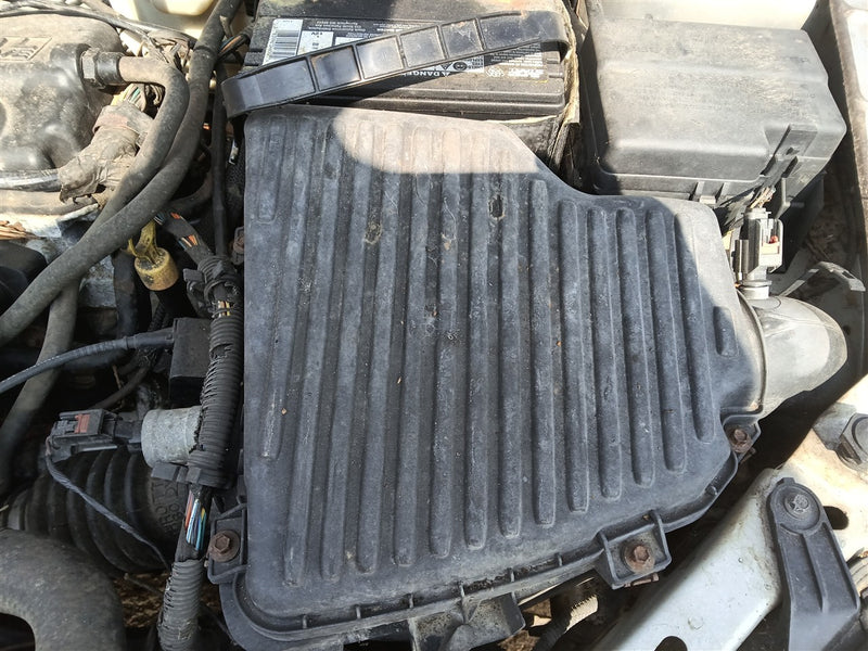 2002 2003 2004 2005 Plymouth Neon Air Cleaner Intake Filter Box without turbo