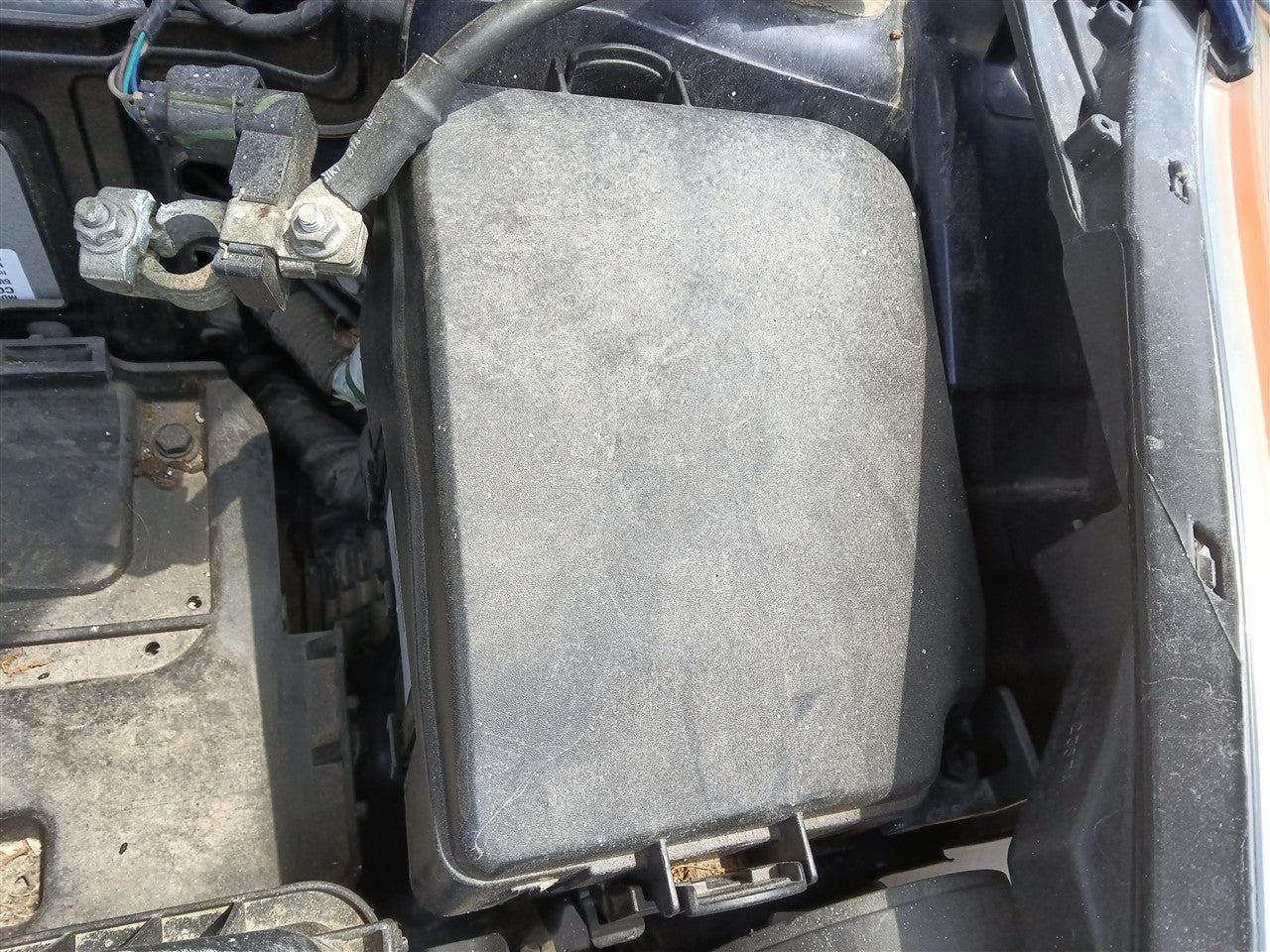 2011 2012 2013 Hyundai Elantra Engine Bay Fuse Box Relay Panel compartment US market built