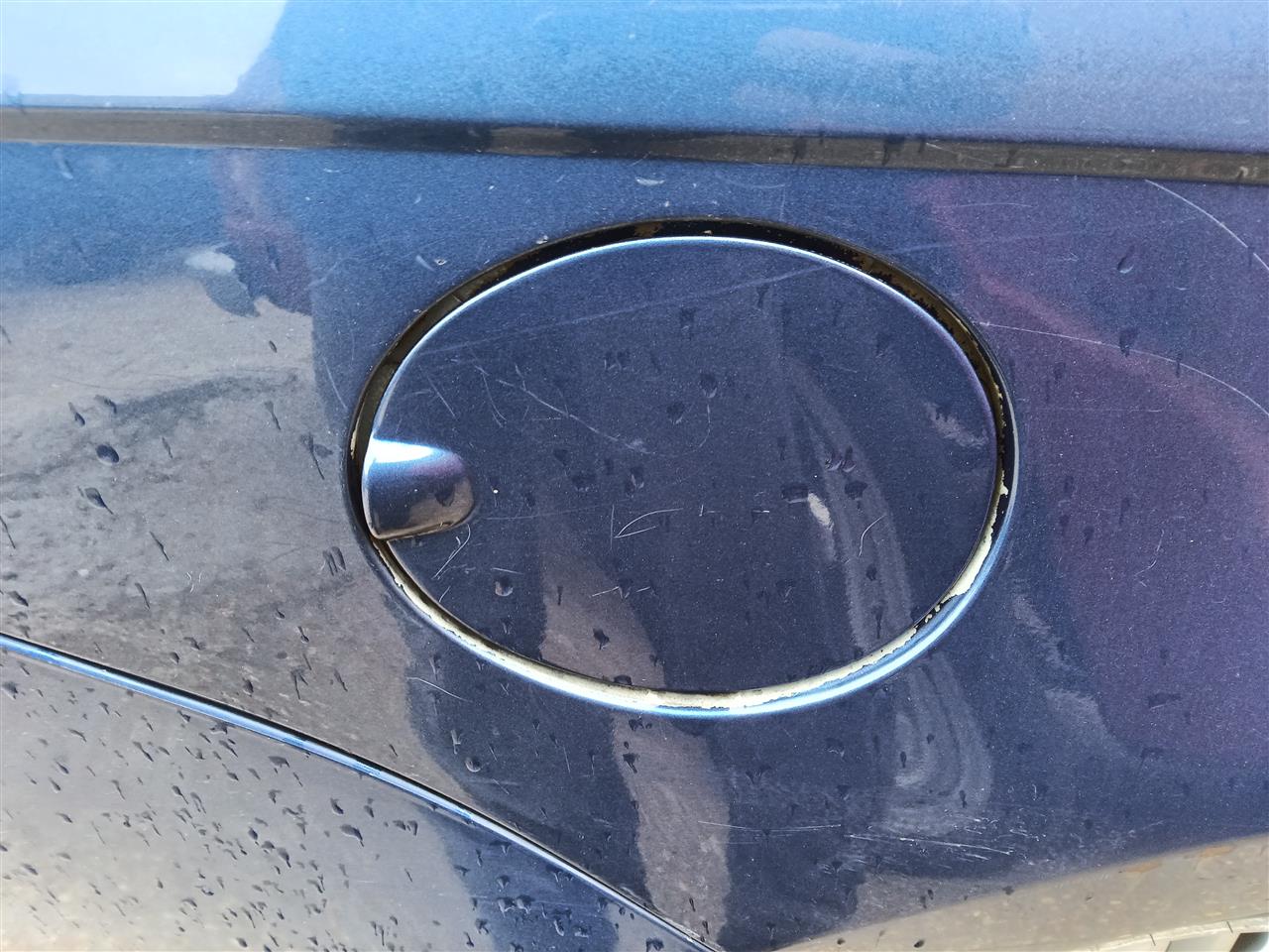 2009 Ford Focus Fuel Filler Gas Door Lid