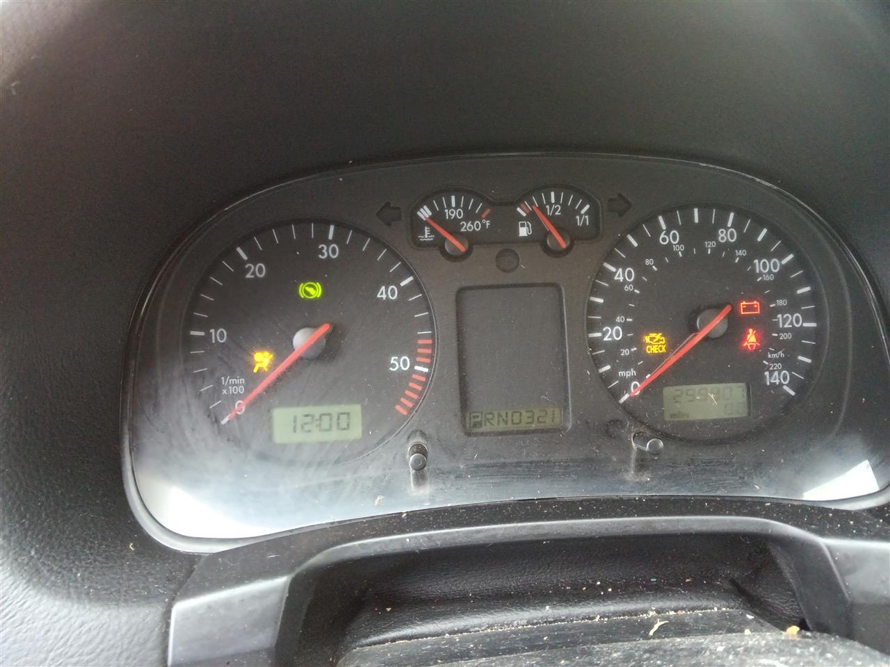 2001 Volkswagen Jetta Speedometer Instrument Gauge Cluster Sdn 1.9L turbo diesel MPH AT