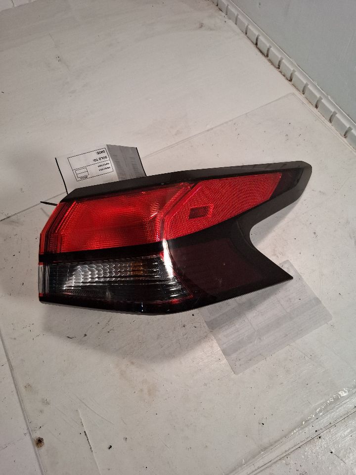 2020 thru 2025 Nissan Versa Passenger Side Right Tail Light Lamp Assembly quarter panel mounted R