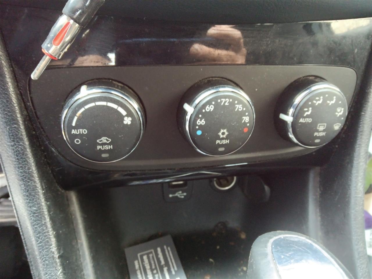 2010 thru 2014 Dodge Avenger, Chrysler 200, Chrysler Sebring AC Heater Temperature Climate Control Unit manual rear defrost