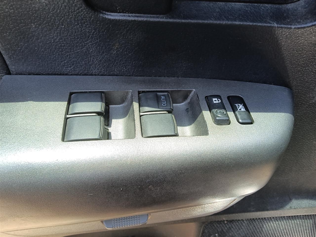 2007 thru 2013 Toyota Tundra Driver Side Left Front Door Window Master Switch Driver s