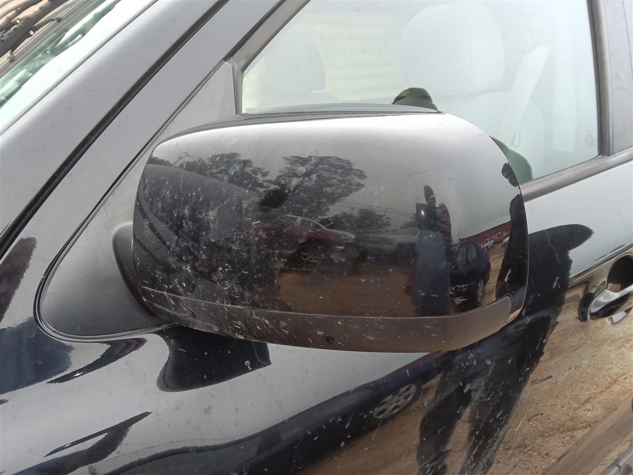 2007 thru 2012 Hyundai Santa FE Left Driver Side View Door Mirror Power heated L opt 8763C3