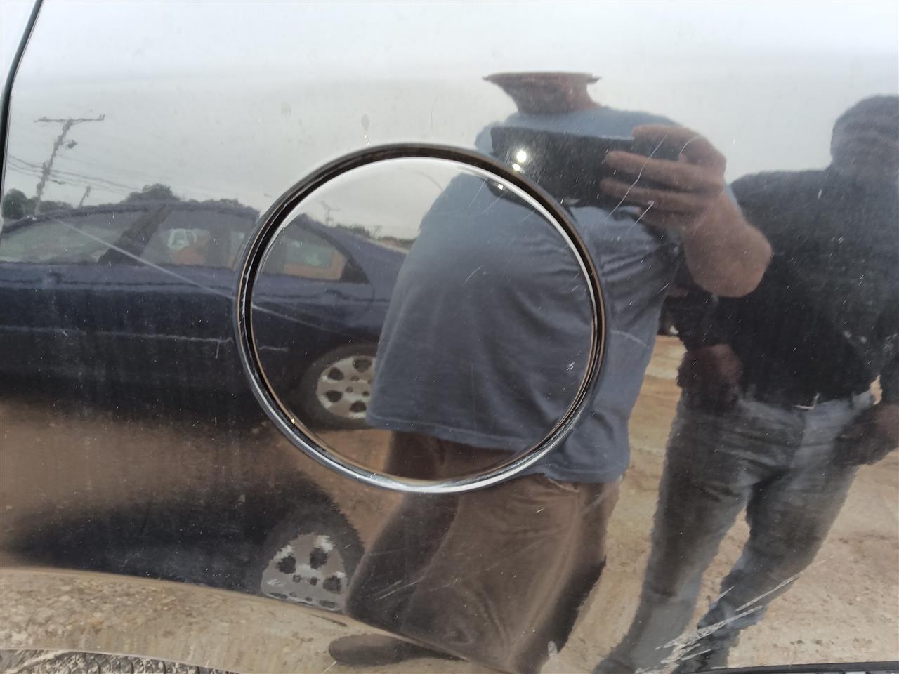 2009 Hyundai Santa FE Fuel Filler Gas Door Lid