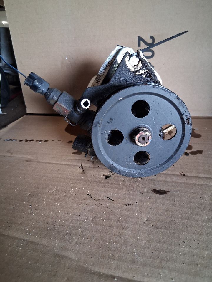 1997 thru 2001 Toyota Camry, Toyota Solara Power Steering Pump 4 cylinder