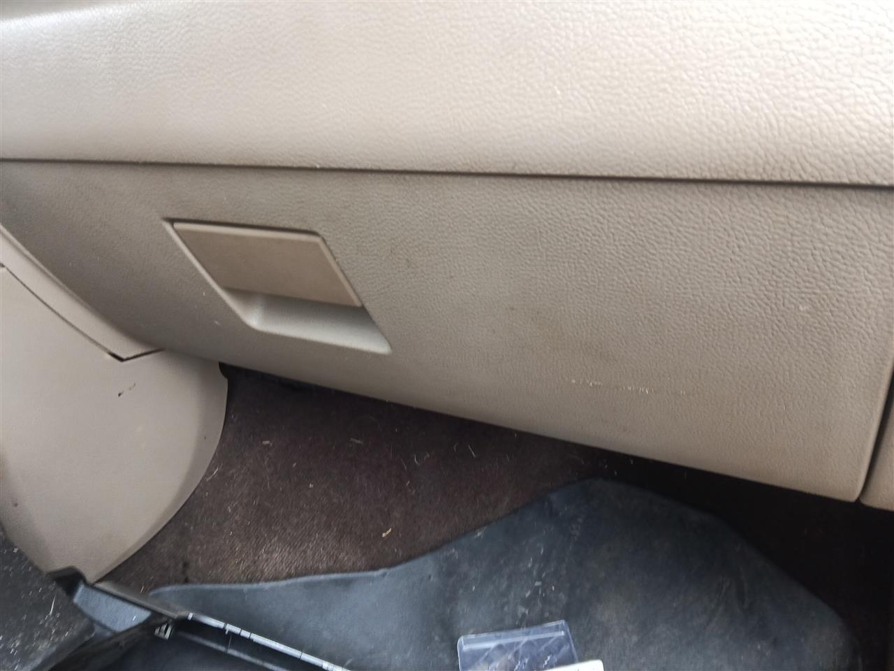 2011 Dodge 1500 Glove Box Compartment