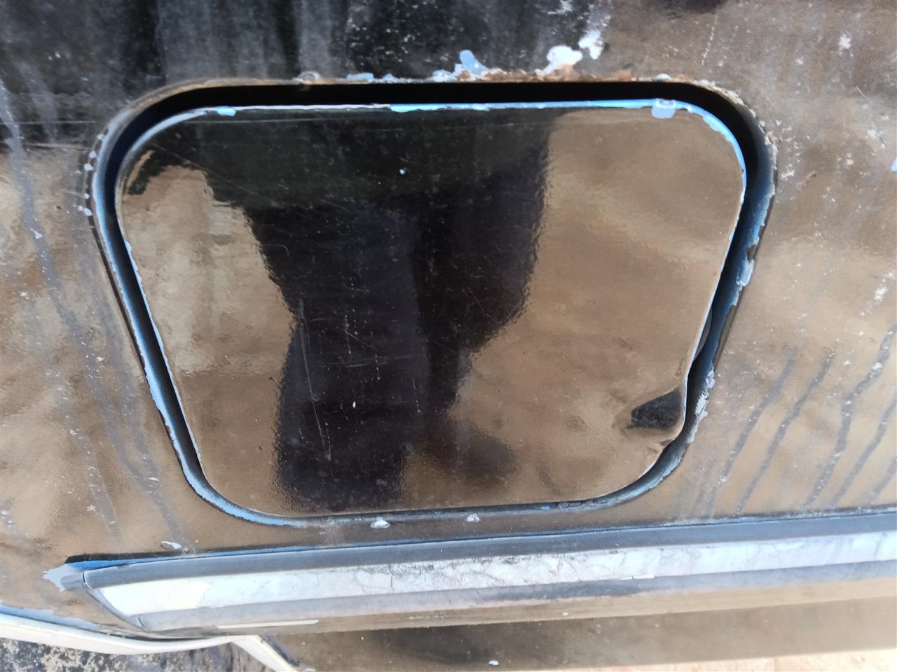 1992 Ford F150 Fuel Filler Gas Door Lid