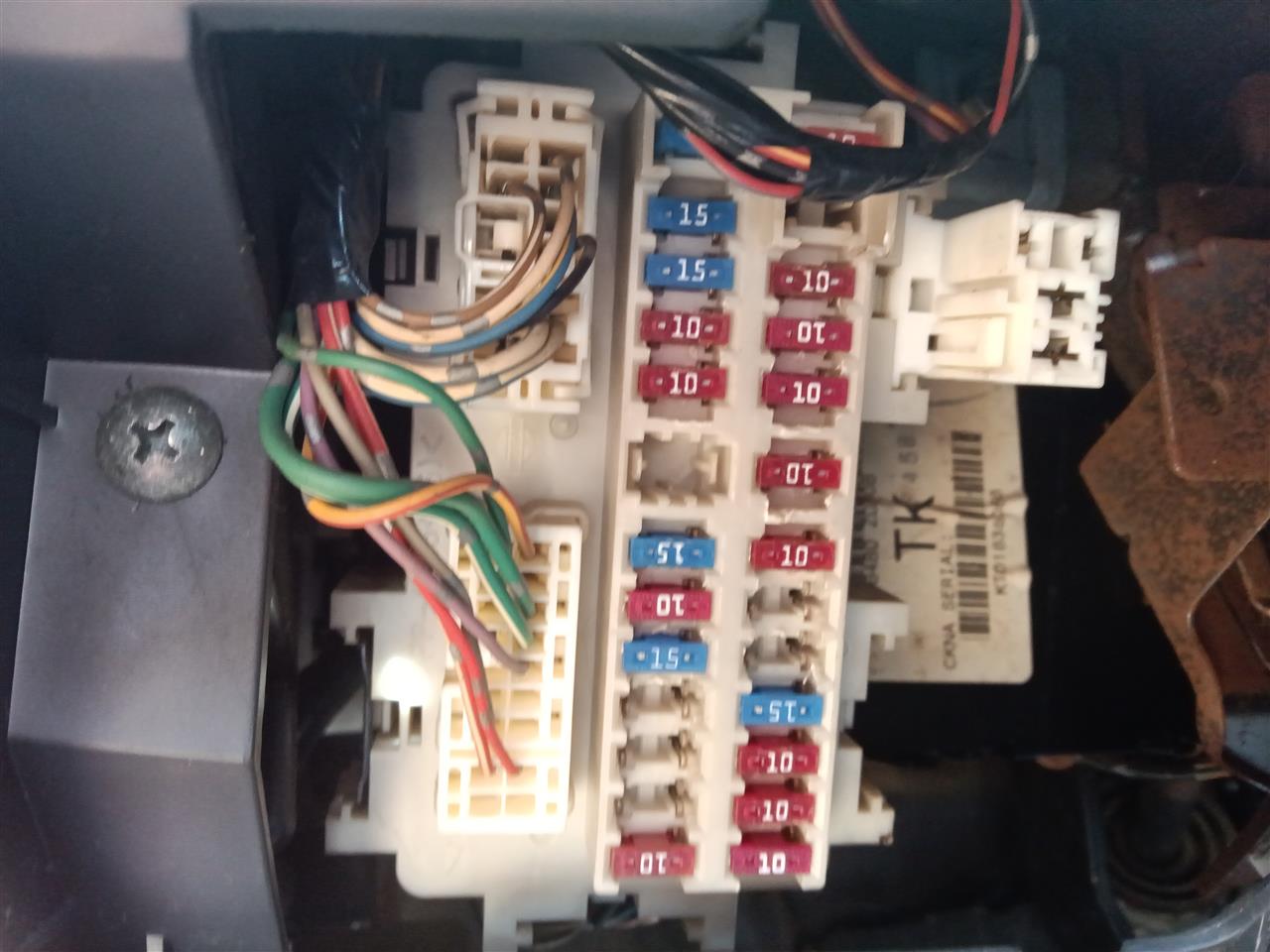 2006 Nissan Altima Cabin Interior Fuse Box Relay Panel
