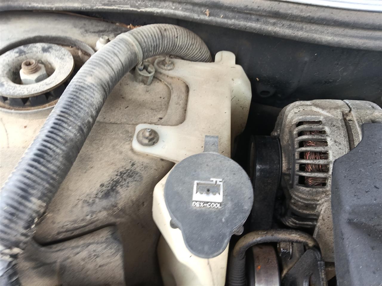 2005 thru 2010 Chevrolet Impala, Buick Allure, Buick Lacrosse, Chevrolet Monte Carlo Coolant Overflow Reservoir Tank