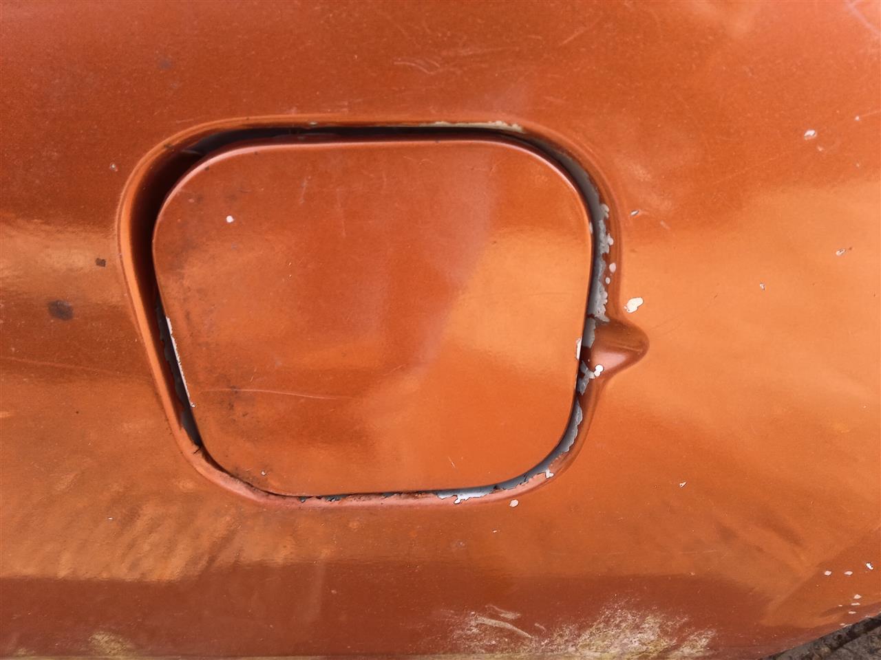 1996 Dodge Dakota Fuel Filler Gas Door Lid
