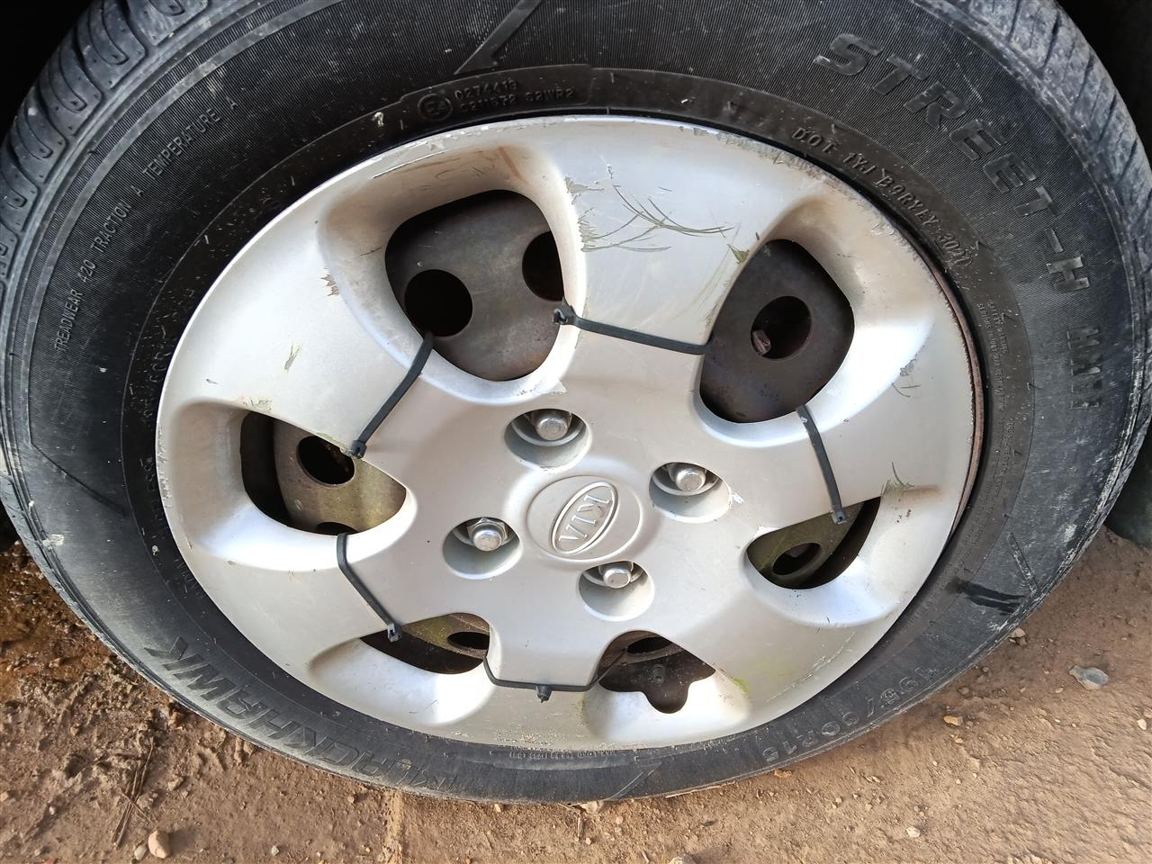 2007 2008 2009 KIA Spectra Wheel Rim 15x6 steel 10 hole