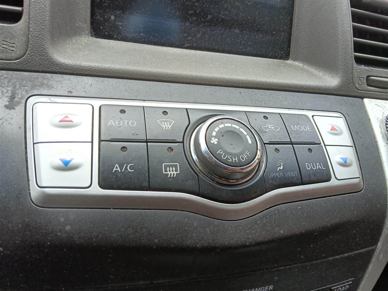 2009 Nissan Murano AC Heater Temperature Climate Control Unit