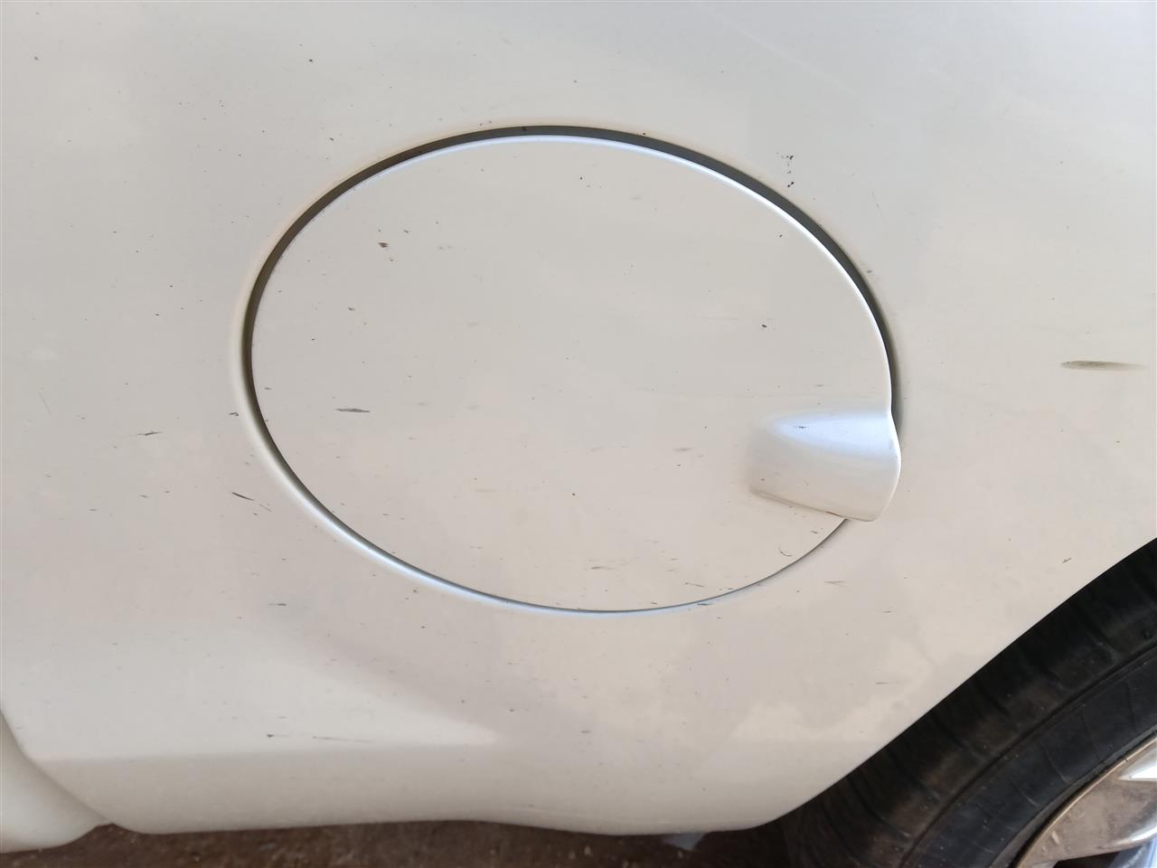 2015 Chevrolet Silverado 1500 Fuel Filler Gas Door Lid