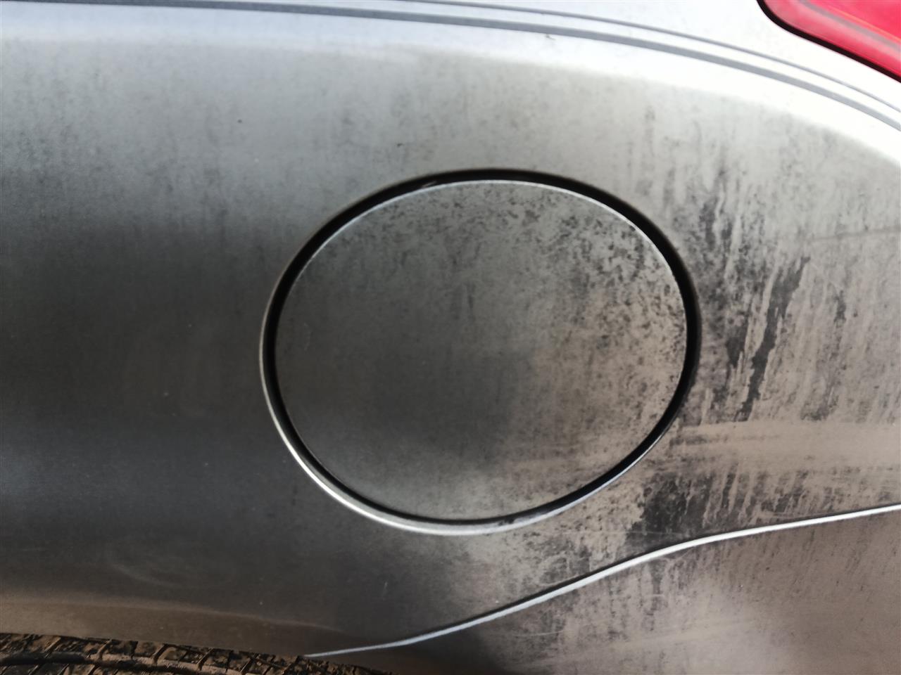 2003 Nissan Murano Fuel Filler Gas Door Lid