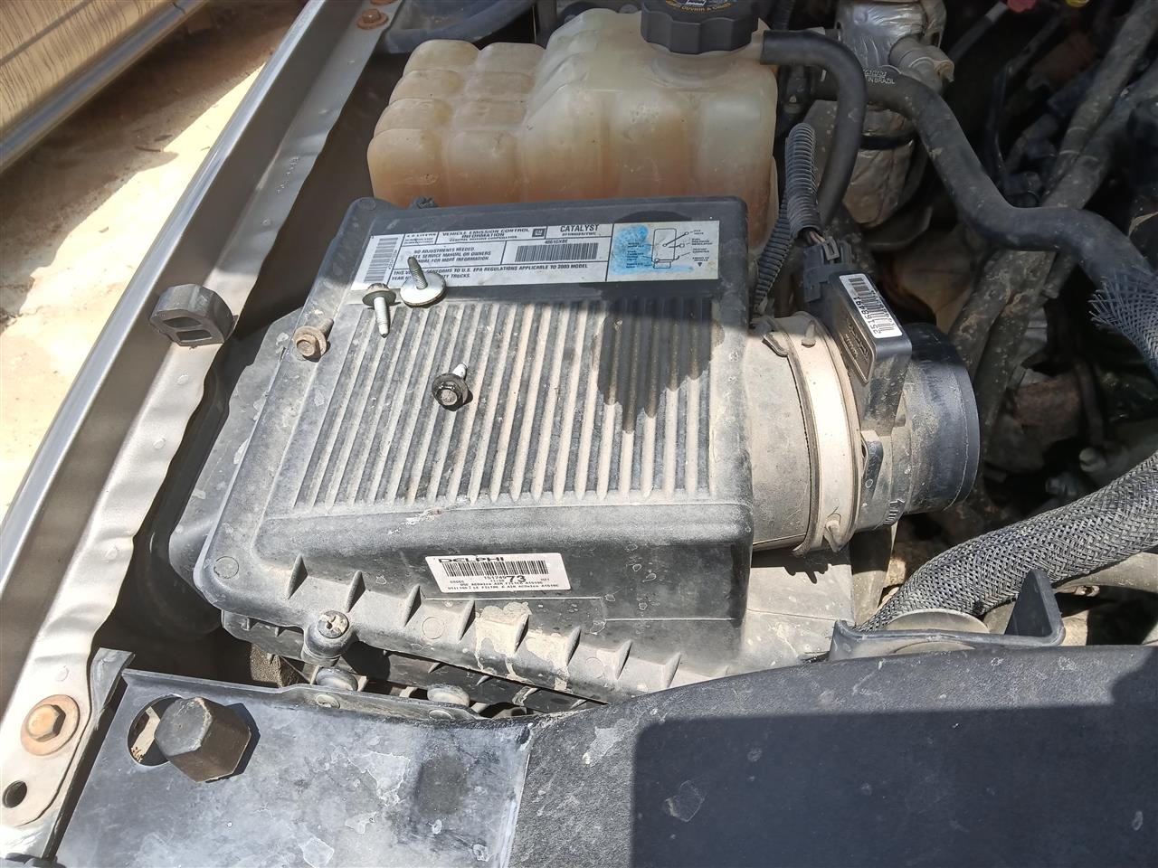 1999 thru 2009 Chevrolet Silverado 1500, GMC Sierra 1500, Chevrolet Silverado 2500, GMC Sierra 2500 and 14 more Air Cleaner