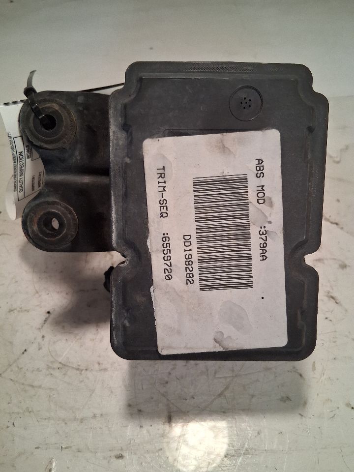 2013 Dodge Dart ABS Anti Lock Brake Pump Control Module Assembly unit