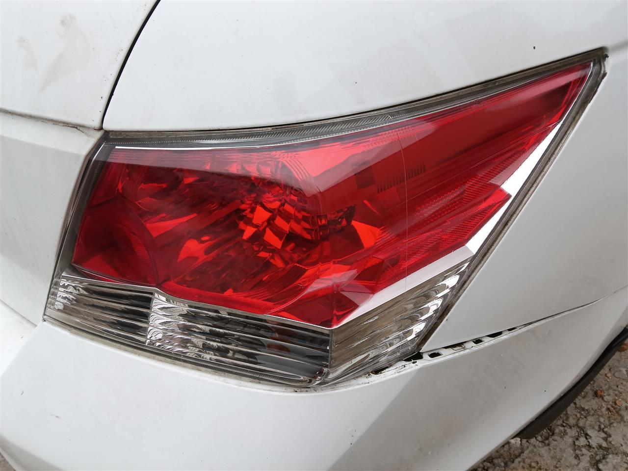2008 thru 2012 Honda Accord Passenger Side Right Tail Light Lamp Assembly Sdn R