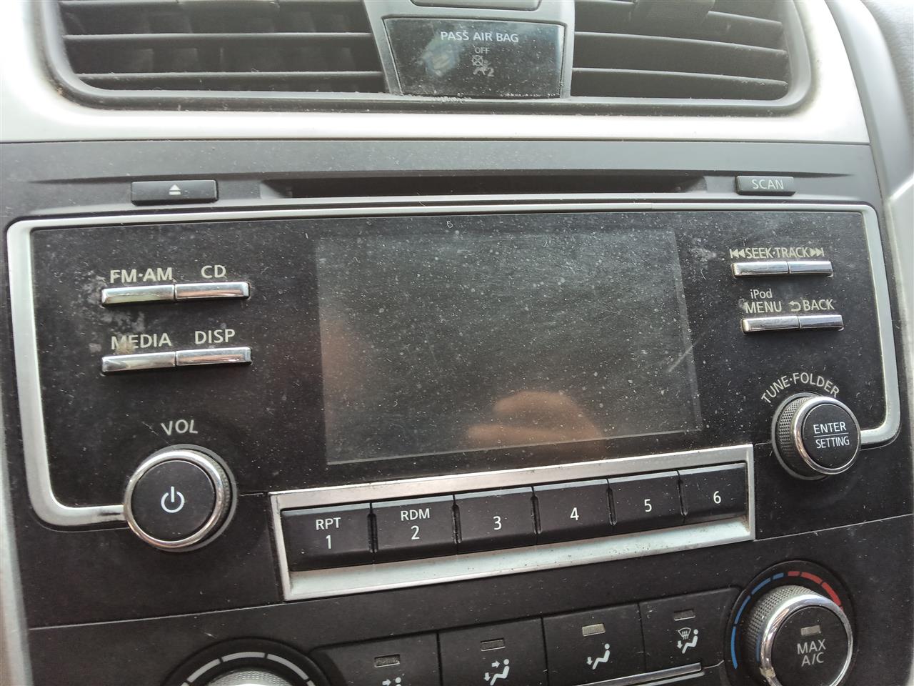 2017 2018 Nissan Altima Radio Stereo Audio Head Unit receiver AM FM CD without navigation