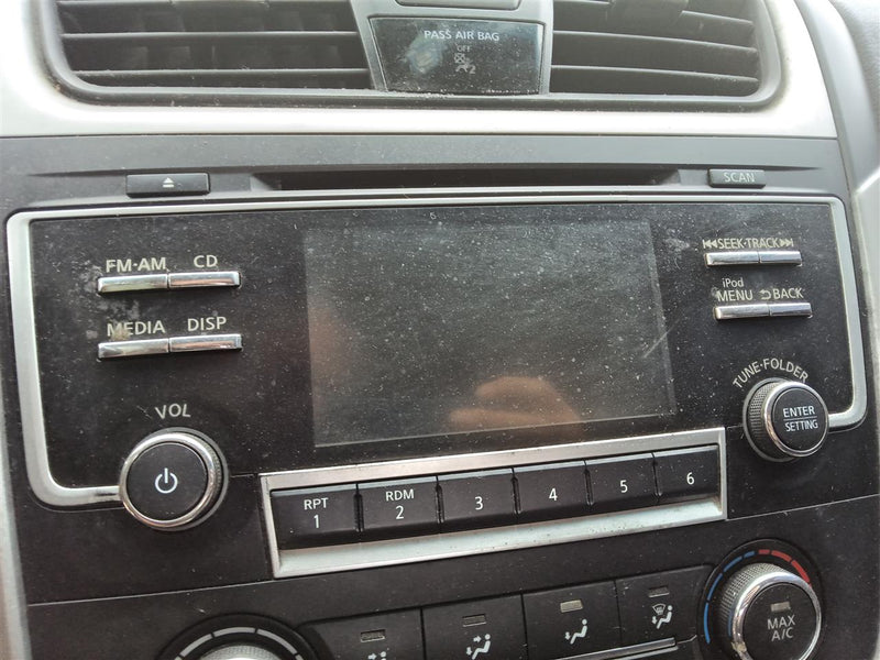 2017 2018 Nissan Altima Radio Stereo Audio Head Unit receiver AM FM CD without navigation