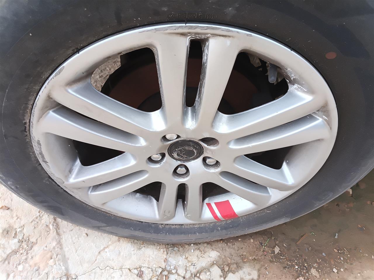 2007 thru 2012 Volvo XC90 Wheel Rim 18x7 alloy 12 spoke