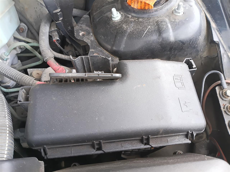 2005 thru 2014 Volvo XC90 Engine Bay Fuse Box Relay Panel from VIN 167187
