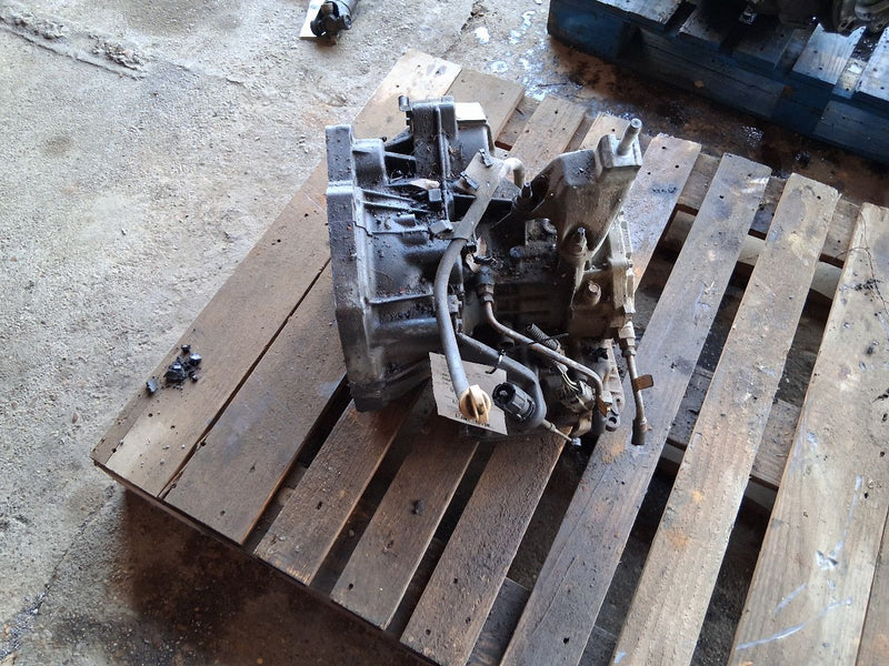 2000 2001 2002 2003 Ford Focus Transmission Transaxle Assembly AT SOHC