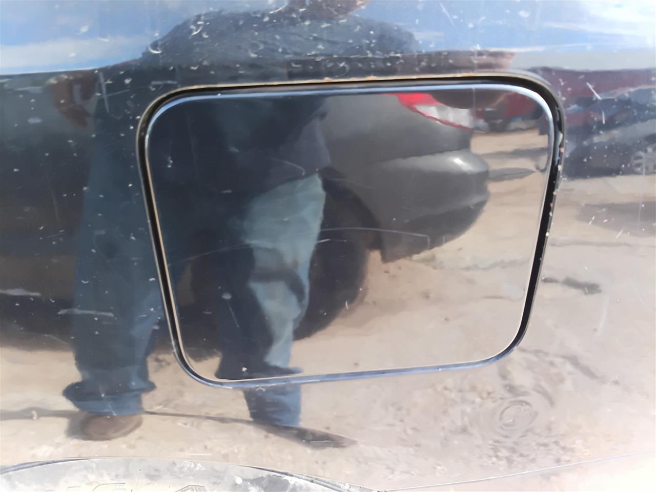 2012 Nissan Versa Fuel Filler Gas Door Lid