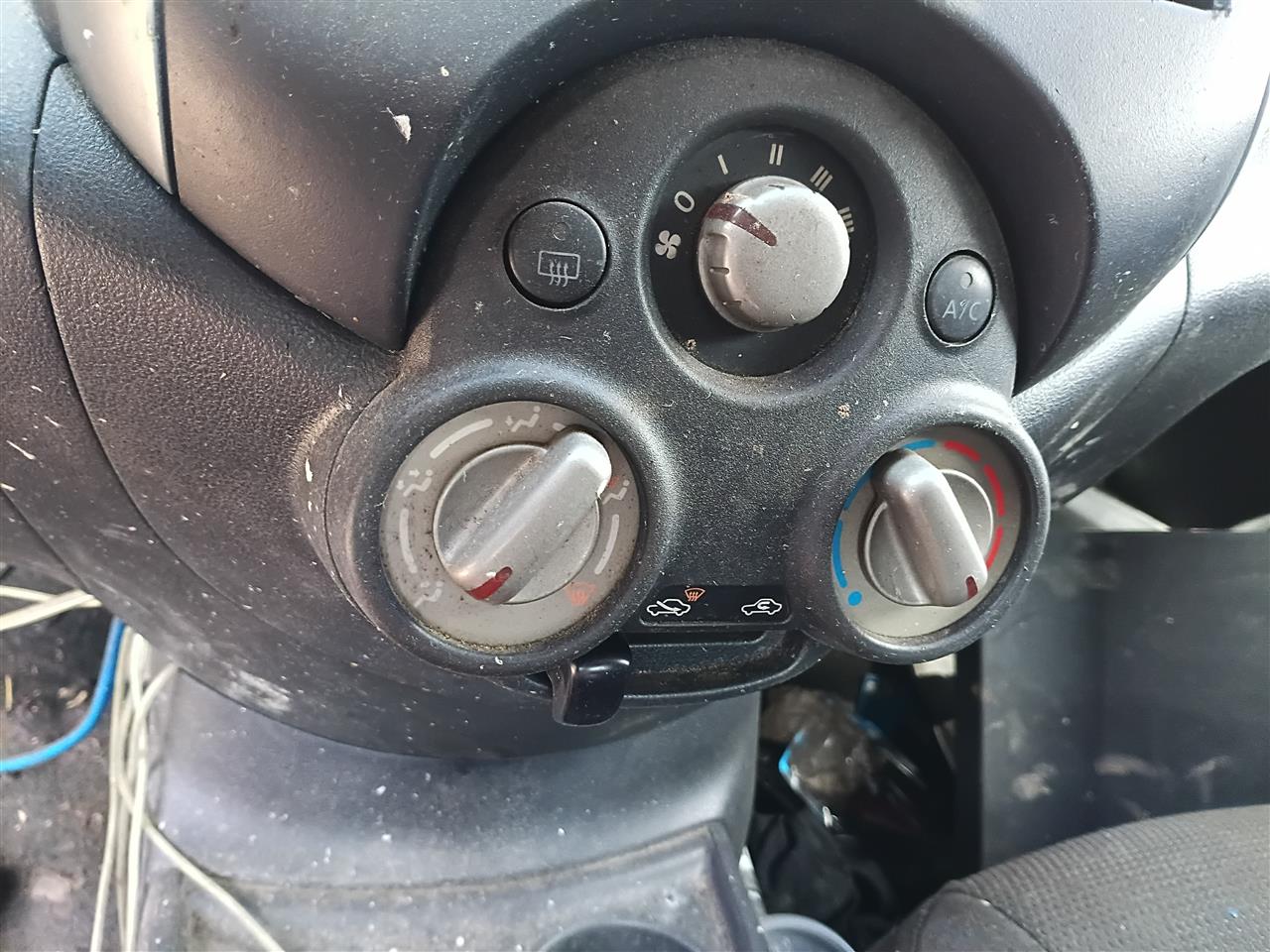 2012 2013 Nissan Versa AC Heater Temperature Climate Control Unit Sdn