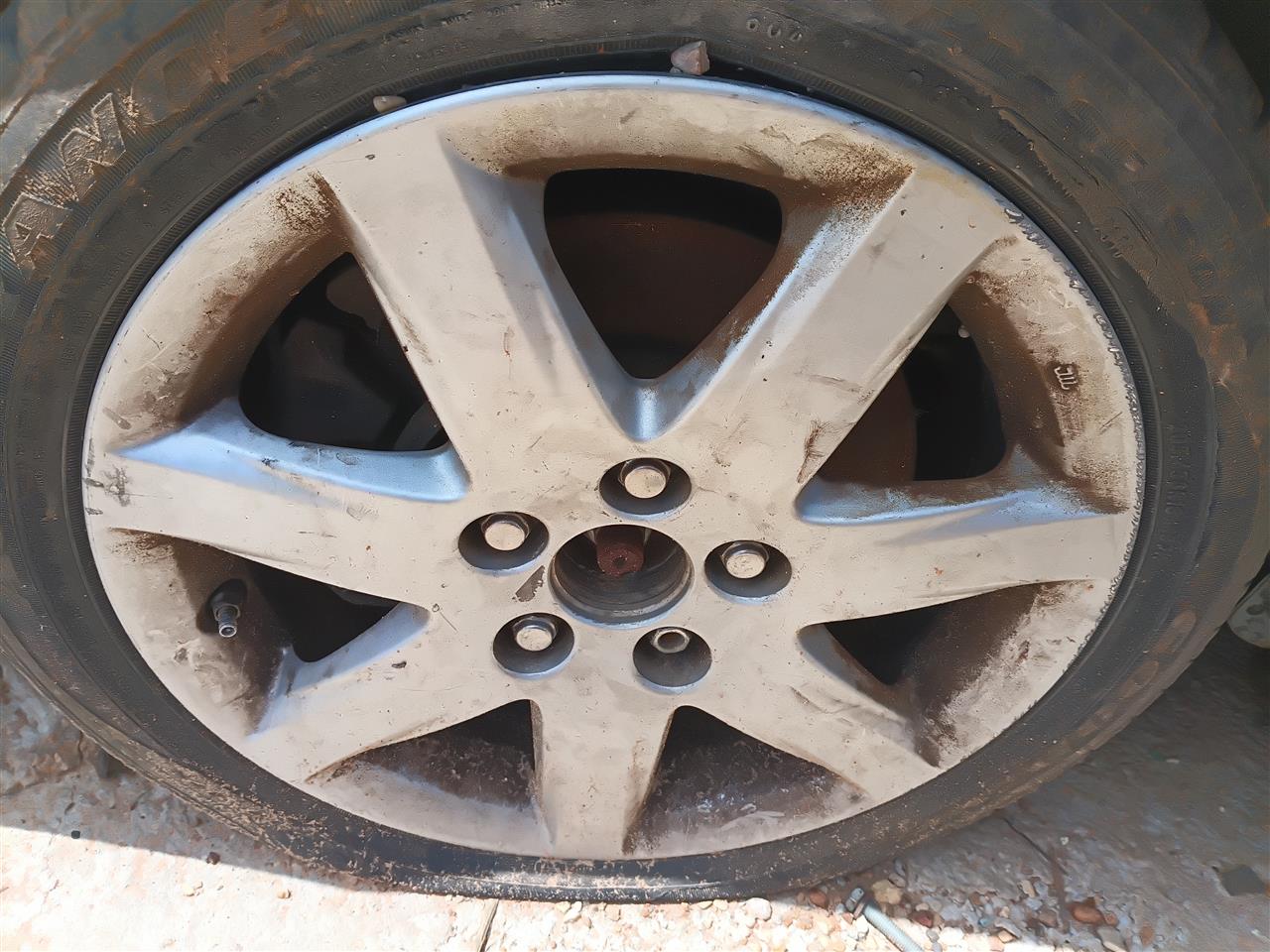 2005 thru 2012 Toyota Avalon Wheel Rim 16x6 1 2 alloy