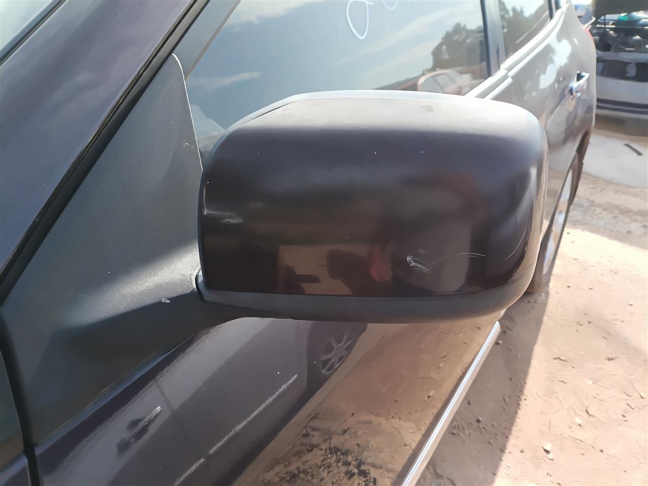 2008 thru 2015 Nissan Rogue Left Driver Side View Door Mirror Power L