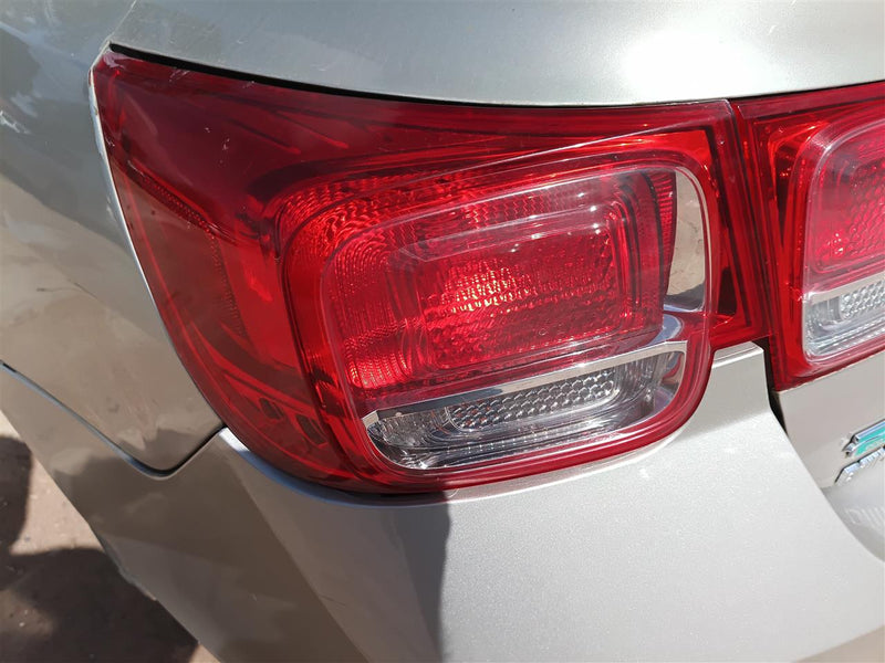 2013 2014 2015 2016 Chevrolet Malibu Driver Side Left Tail Light Lamp Assembly quarter panel mounted L