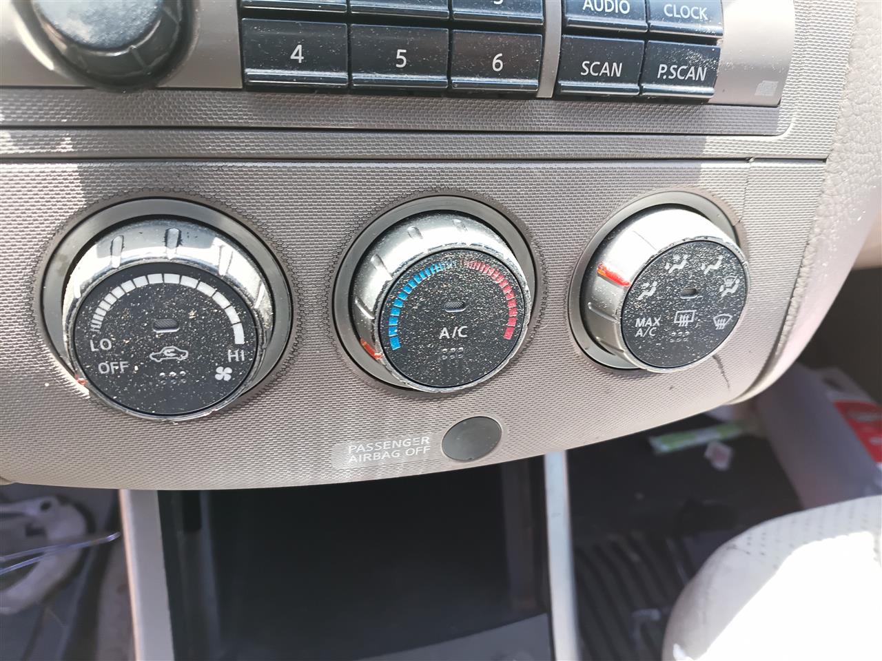 2005 2006 Nissan Altima AC Heater Temperature Climate Control Unit with manual