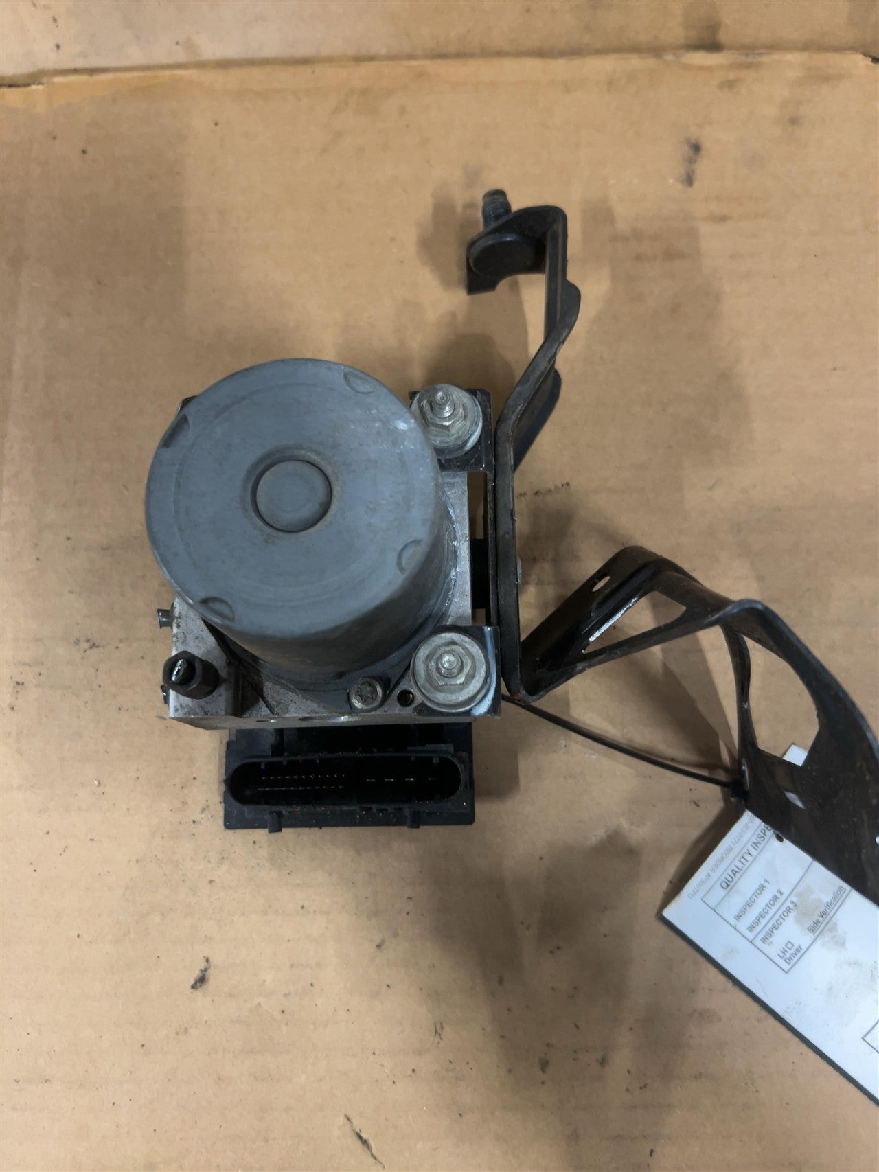 2006 2007 2008 Subaru Forester ABS Anti Lock Brake Pump Control Module Modulator Assembly without vehicle dynamic AT