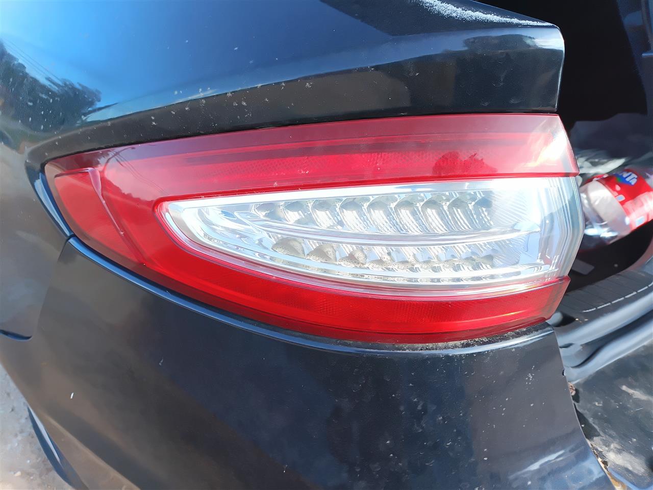 2013 2014 2015 2016 Ford Fusion Driver Side Left Tail Light Lamp Assembly quarter panel mounted LED L