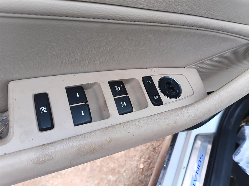 2015 thru 2019 Hyundai Sonata Driver Side Left Front Door Window Master Switch Driver s lock and without memory