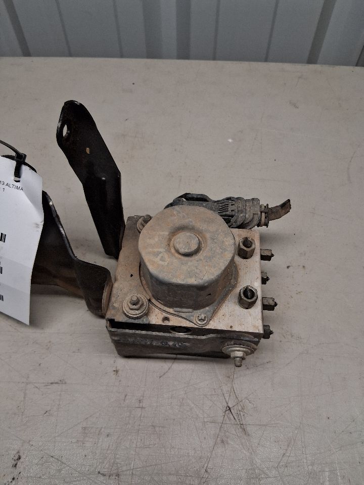 Used OEM ABS Anti Lock Brake Pump Control Module from 2013 Nissan Altima
