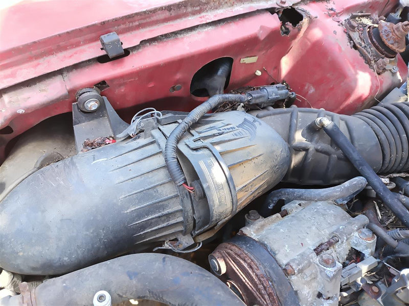 1998 Ford Mustang Air Cleaner Intake Filter Box 6 232 3.8L