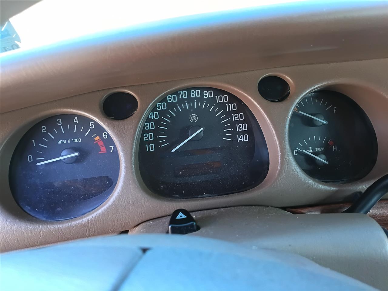 2002 2003 2004 2005 Buick Lesabre Speedometer Instrument Gauge Cluster US with tachometer