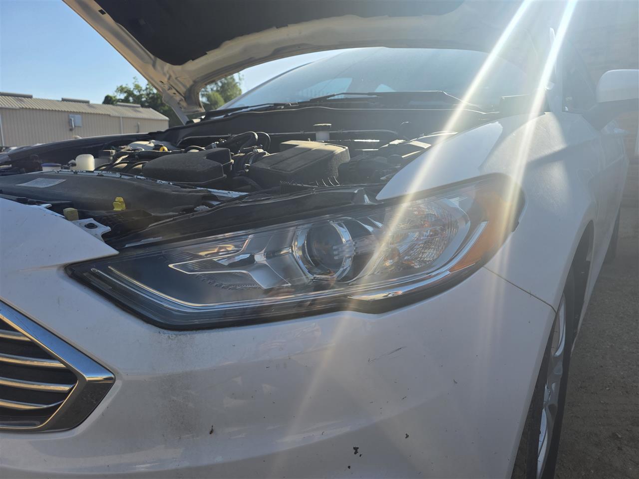 2017 2018 2019 2020 Ford Fusion Driver Side Left Headlight Headlamp Assembly halogen without LED accent L