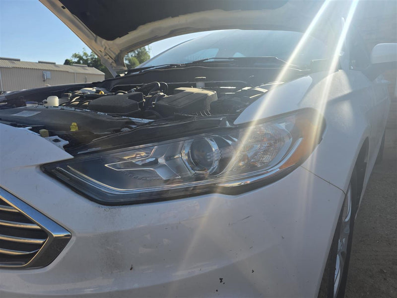 2017 2018 2019 2020 Ford Fusion Driver Side Left Headlight Headlamp Assembly halogen without LED accent L