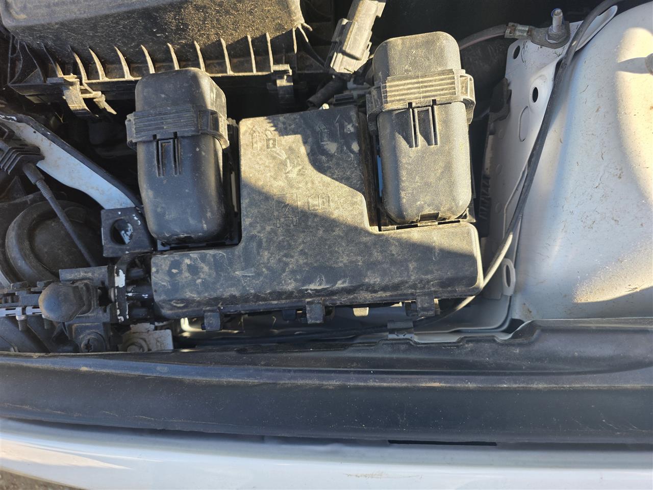 2017 2018 2019 2020 Ford Fusion Engine Bay Fuse Box Relay Panel 2.5L