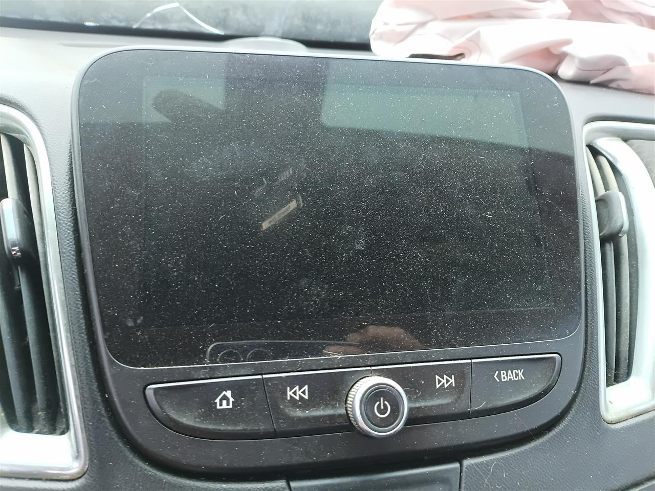 2017 thru 2021 Chevrolet Camaro, Chevrolet Traverse, Buick Envision, Buick Lacrosse and 7 more Radio Stereo Audio Head Unit