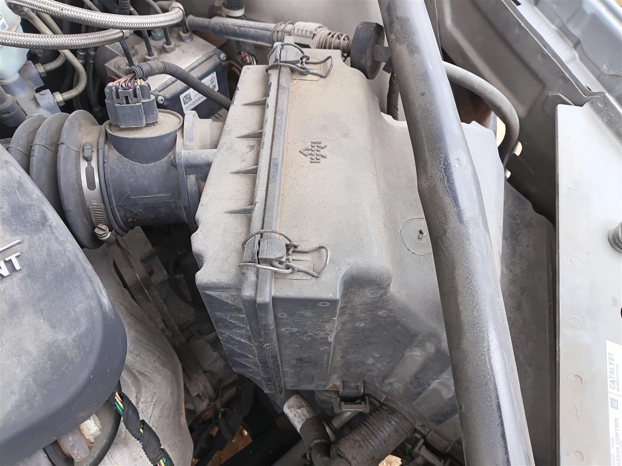 2006 2007 2008 2009 Chevrolet Impala, Chevrolet Monte Carlo Air Cleaner Intake Filter Box