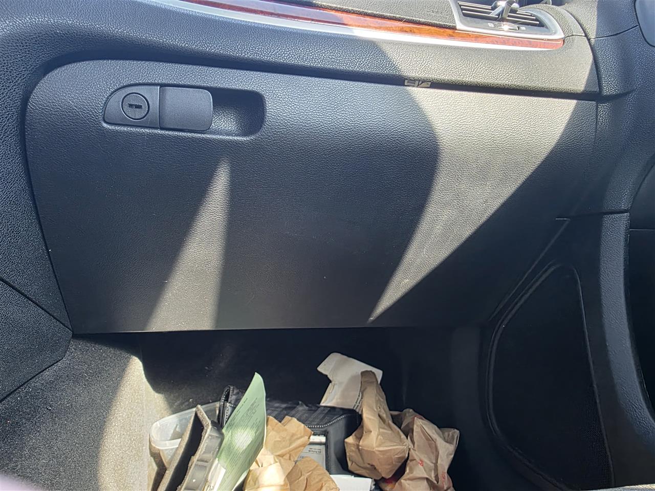 2012 Chrysler 300 Glove Box Compartment