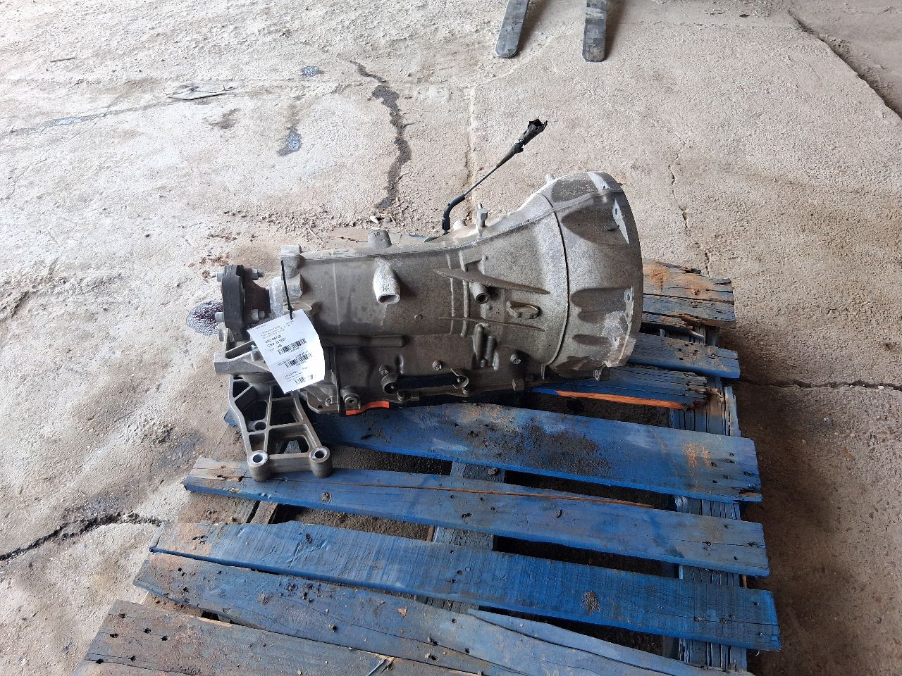 2012 2013 Chrysler 300, Dodge Charger Transmission Transaxle Assembly AT RWD