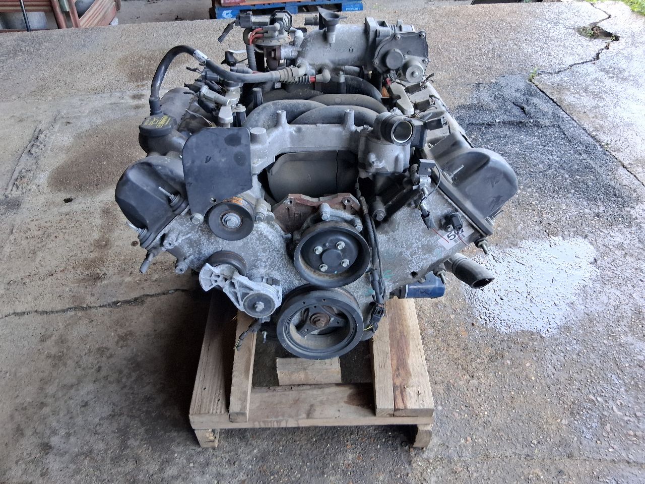 2009 2010 2011 Ford Crown Victoria, Lincoln and Town CAR, Mercury Grand Marquis Engine Motor Assembly 4.6L flex fuel without