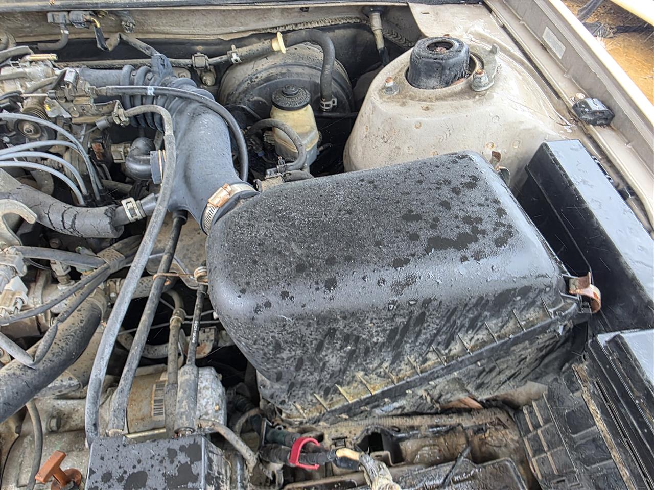 1997 1998 1999 Toyota Camry, Toyota Solara Air Cleaner Intake Filter Box 4 cylinder